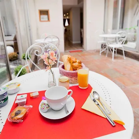 Patio Wilson Отель Тулуза
